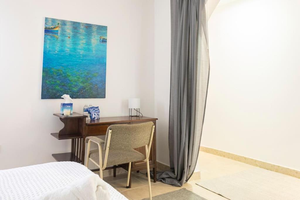 City Penthouse With Roof Terrace And Sea Views La La Valletta Esterno foto